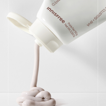Load image into Gallery viewer, Innisfree Volcanic BHA Pore Cleansing Foam 150ml