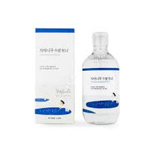 Load image into Gallery viewer, Round Lab Birch Juice Moisturizing Toner 300ml
