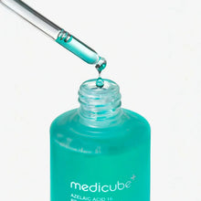 Load image into Gallery viewer, medicube Azelaic Acid 16 BB Calming Serum 30ml
