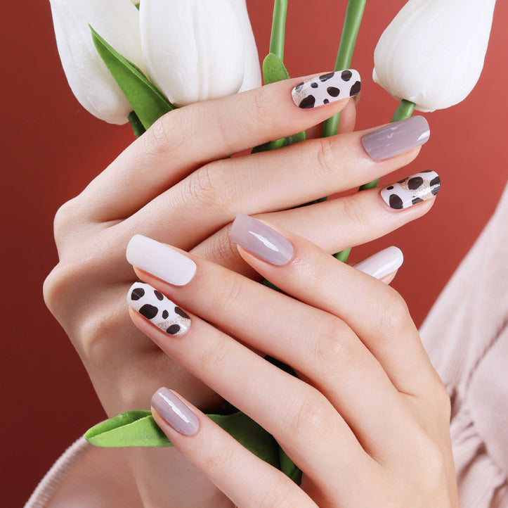 Glossy Blossom Gel Nail Strips Daily Cow