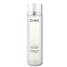 Load image into Gallery viewer, OHUI Extreme White Special Set 2 Items (TONER+MOISTURIZER) -10% OFF
